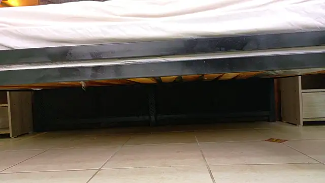 Snapshot of RiriiBrunette__ chatting on 02.14.26 RiriiBrunette online show from 02.14.26