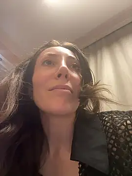 Snapshot of HellaryTourent chatting on 02.09.26 HellaryTourent online show from 02.09.26