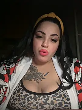 Snapshot of sexybunny18255 chatting on 10.15.25 sexybunny18255 online show from 10.15.25