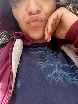 Snapshot of mia_blue01 chatting on 09.25.25 mia blue01 online show from 09.25.25