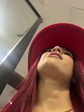 amber sparkle online show from 05.12.26