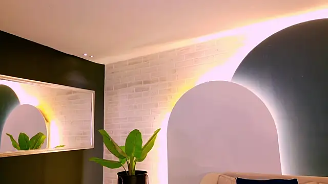 AgathaKondo  online show from 11.06.25