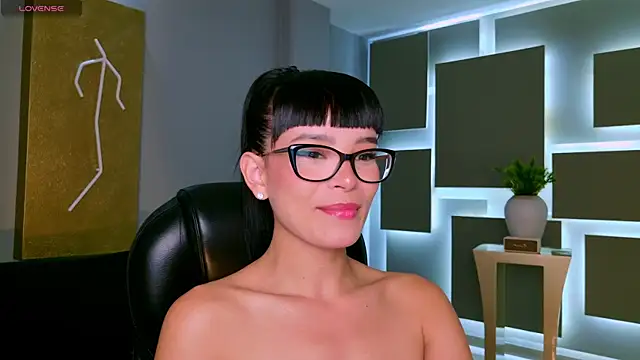 AgathaKondo  online show from 01.14.26