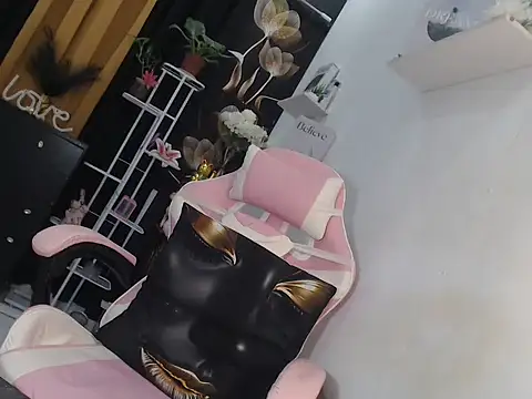 miss ning online show from 06.09.26