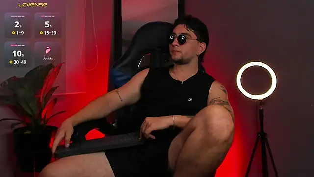 IamAngelCamilo online show from 03.10.26