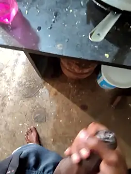 Snapshot of RAYI_Queen_4 chatting on 01.15.26 RAYI Queen 4 online show from 01.15.26