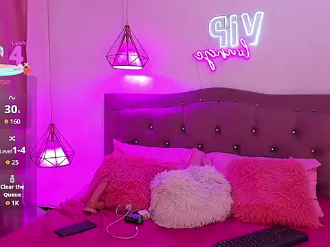 Hanna Deluxe online show from 09.10.25