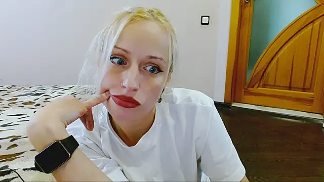 SatinQueen90 online show from 09.10.25