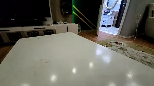 Apooabe online show from 11.21.25