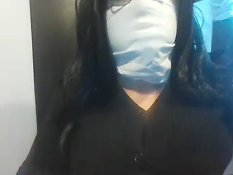 Snapshot of Horny_cherry chatting on 05.14.26 Horny cherry online show from 05.14.26