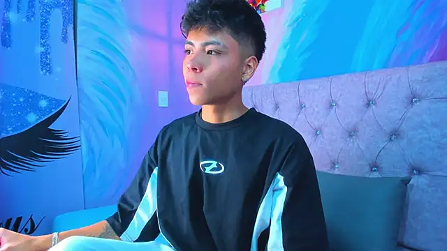MaxiWildd online show from 06.05.26