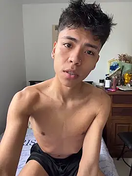 MaxiWildd online show from 06.08.26
