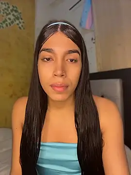 Snapshot of AmbarFoxx_ chatting on 06.19.26 AmbarFoxx online show from 06.19.26
