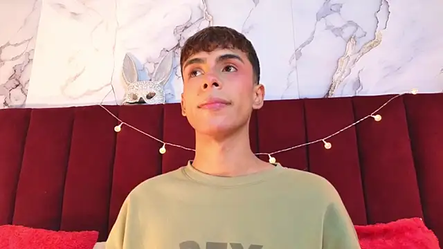 PrincePoppy online show from 09.29.25