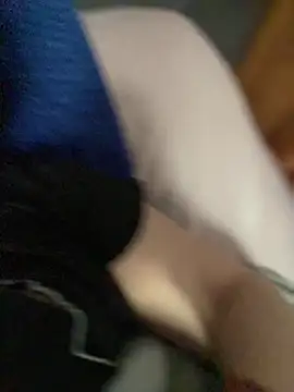 snow doll online show from 04.23.26
