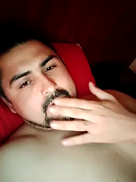 Snapshot of Bradd_32 chatting on 09.27.25 Bradd 32 online show from 09.27.25