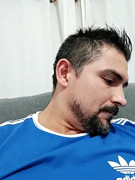 Snapshot of Bradd_32 chatting on 09.28.25 Bradd 32 online show from 09.28.25