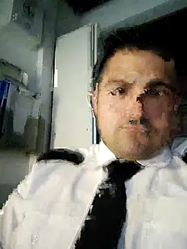 Snapshot of Bradd_32 chatting on 02.02.26 Bradd 32 online show from 02.02.26