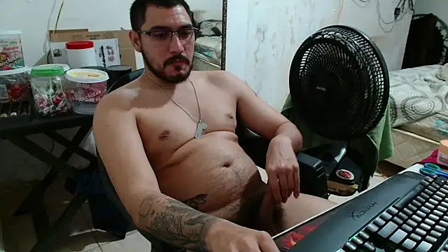 Leonino231 online show from 11.21.25