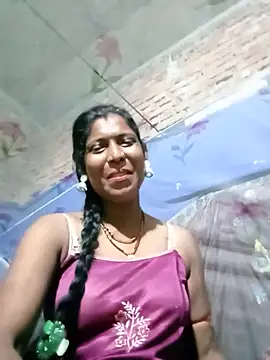 Snapshot of Savita992 chatting on 07.30.26 Savita992 online show from 07.30.26