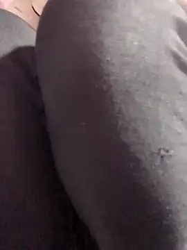 Snapshot of opna8 chatting on 01.16.26 opna8 online show from 01.16.26