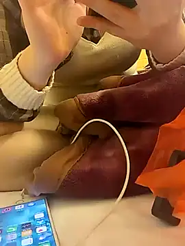 Snapshot of opna8 chatting on 02.10.26 opna8 online show from 02.10.26