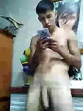 Snapshot of frankitocam4 chatting on 02.01.26 frankitocam4 online show from 02.01.26