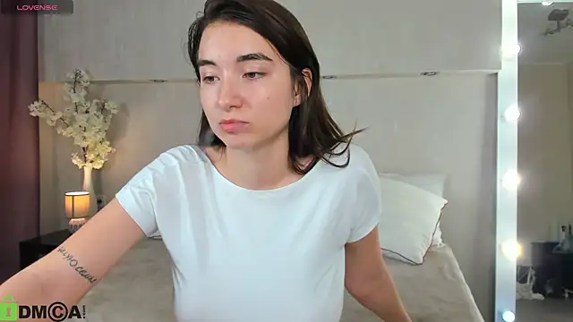 Adelina Bliss online show from 06.12.26