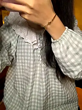 Snapshot of Nhinhi18 chatting on 10.02.25 Nhinhi18 online show from 10.02.25