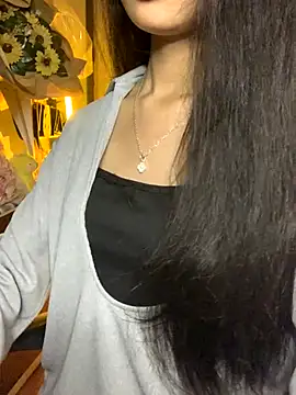 Snapshot of Nhinhi18 chatting on 11.06.25 Nhinhi18 online show from 11.06.25