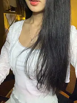 Nhinhi18 online show from 03.04.26