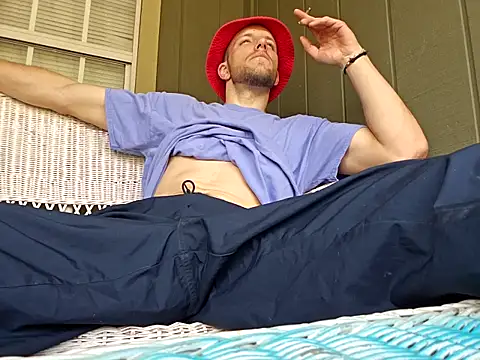 Snapshot of sloppytopkins chatting on 03.25.26 sloppytopkins online show from 03.25.26