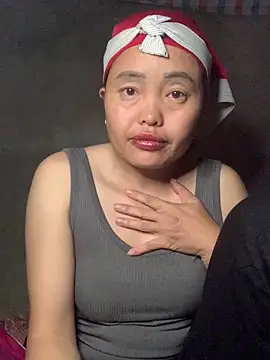 Snapshot of naop7 chatting on 04.02.26 naop7 online show from 04.02.26