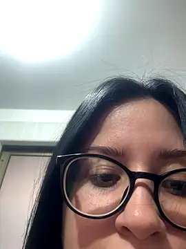 lucy grey25 online show from 09.24.25