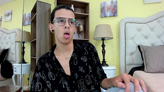 Ibratxandy online show from 12.13.25