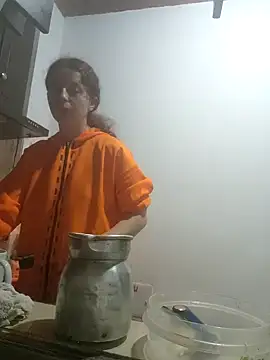 Snapshot of Sharon_Black chatting on 11.12.25 Sharon Black online show from 11.12.25