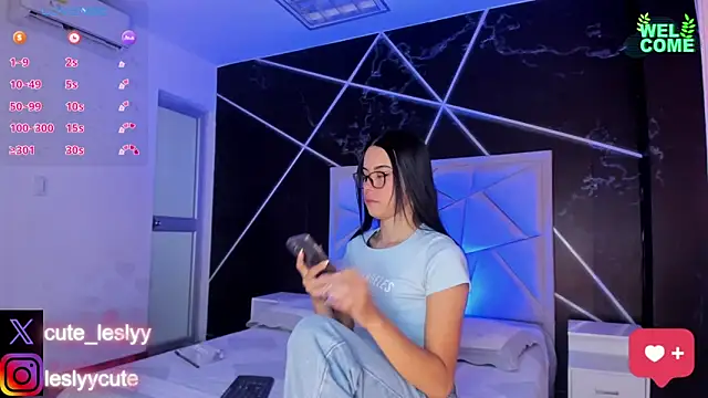 lesly cutee online show from 02.02.26