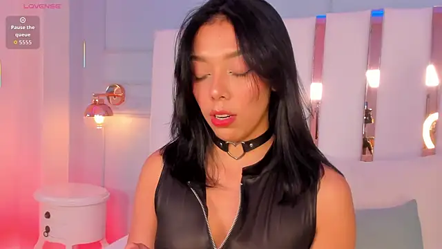 selene phmoon online show from 02.05.26