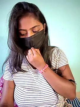 Snapshot of Ishu_Lovee chatting on 03.01.26 Ishu Lovee online show from 03.01.26