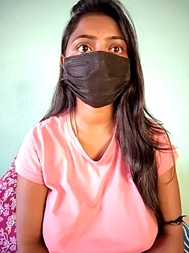 Snapshot of Ishu_Lovee chatting on 03.02.26 Ishu Lovee online show from 03.02.26