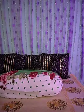 Ishu Lovee online show from 07.27.26