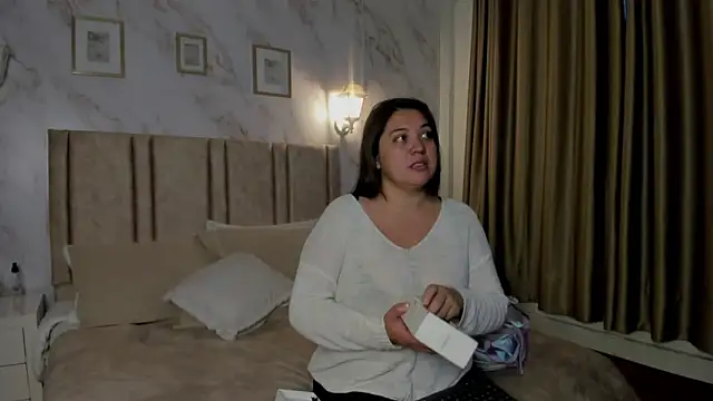 Paula And online show from 01.06.26