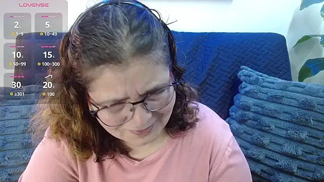 Snapshot of Linda_banks_ chatting on 09.26.25 Linda banks  online show from 09.26.25