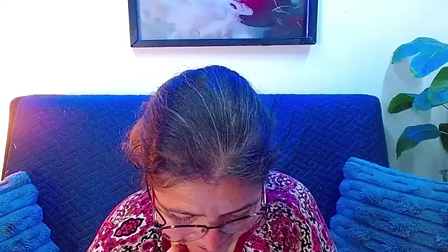 Snapshot of Linda_banks_ chatting on 10.02.25 Linda banks  online show from 10.02.25