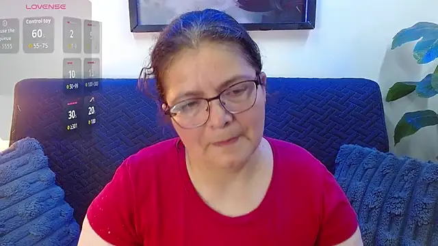 Snapshot of Linda_banks_ chatting on 10.03.25 Linda banks  online show from 10.03.25