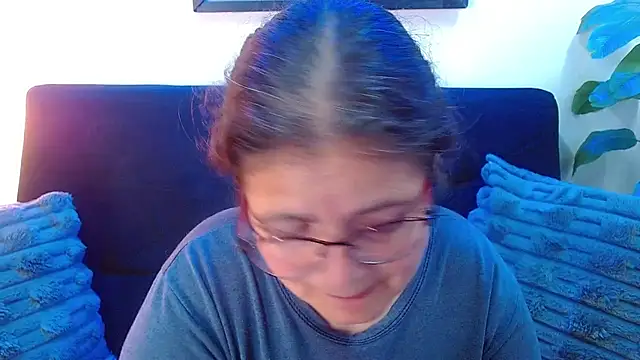 Snapshot of Linda_banks_ chatting on 10.08.25 Linda banks  online show from 10.08.25