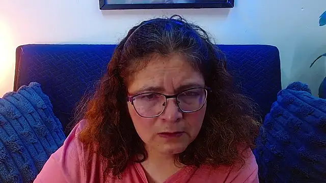 Snapshot of Linda_banks_ chatting on 10.21.25 Linda banks  online show from 10.21.25