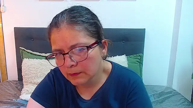 Snapshot of Linda_banks_ chatting on 10.22.25 Linda banks  online show from 10.22.25