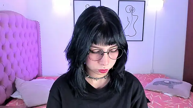 Snapshot of Rose_72 chatting on 09.18.25 Rose 72 online show from 09.18.25