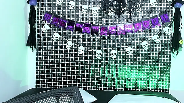 Snapshot of Rose_72 chatting on 10.15.25 Rose 72 online show from 10.15.25